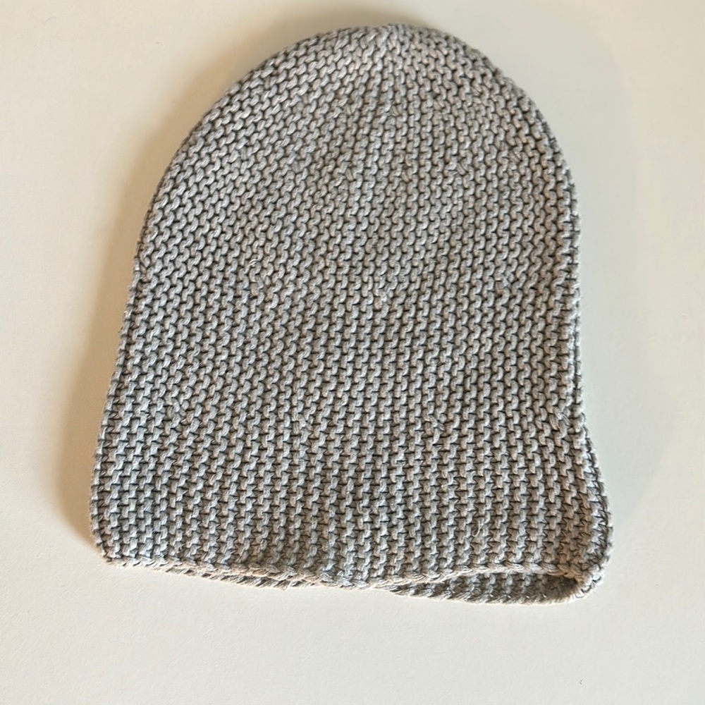 American Eagle beanie